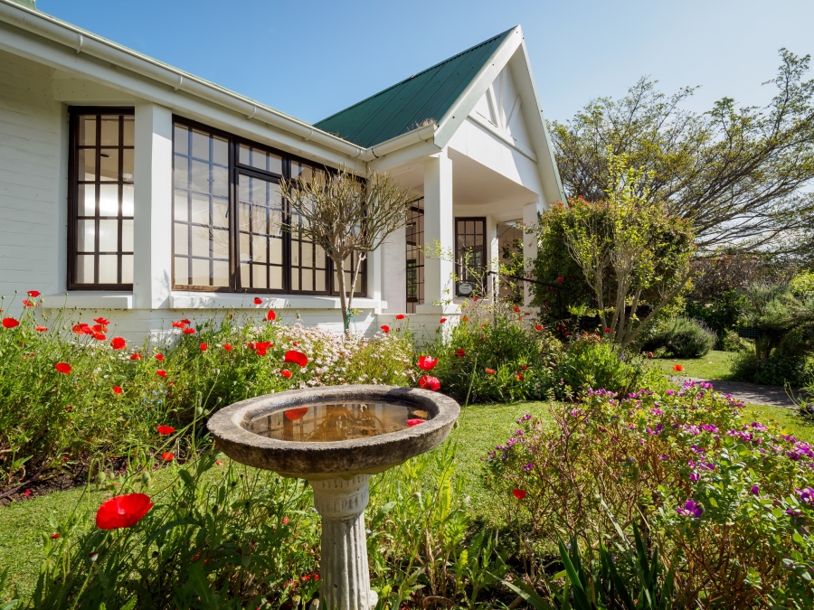 3 Bedroom Property for Sale in Leisure Isle Western Cape